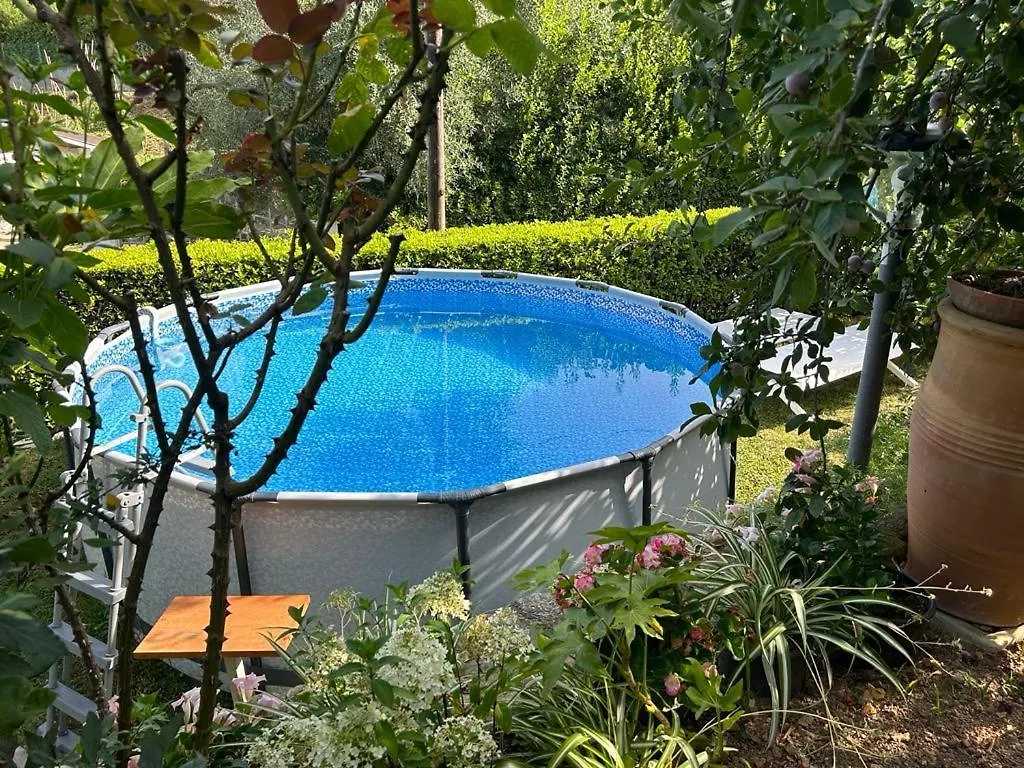 Casa Anna A Pietrasanta In Toscana Con Piscina Hétvégi ház